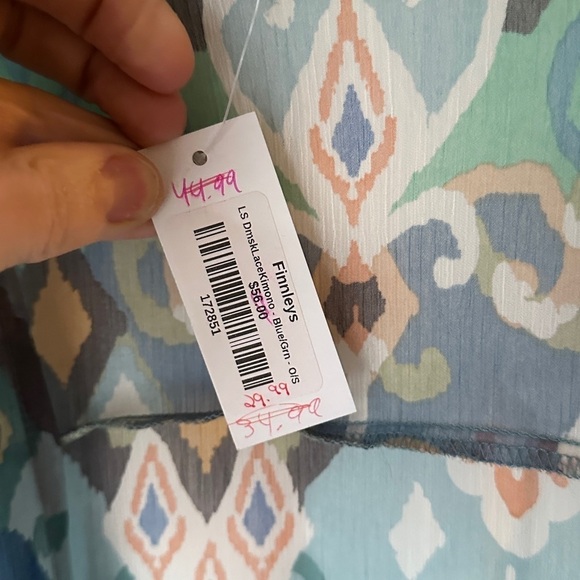 Luxurious Dressy Kimono - Picture 6 of 6